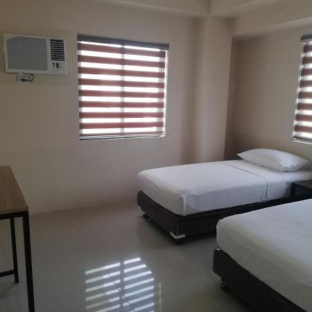 Eon Centennial Express Hotel Iloilo City Exterior foto